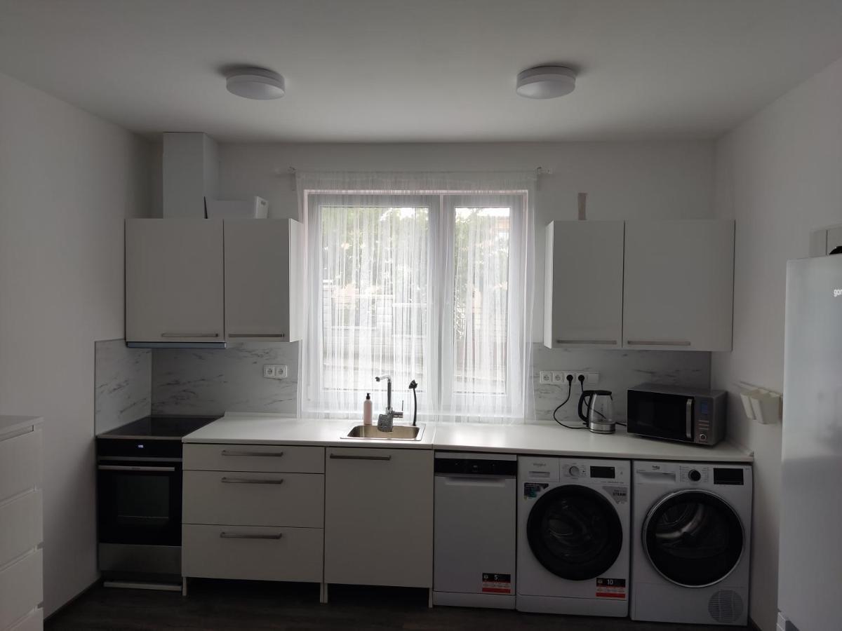 Nové Město nad Metují Angel Apartman מראה חיצוני תמונה
